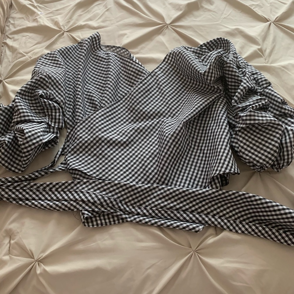 Off the shoulder black and white blouse